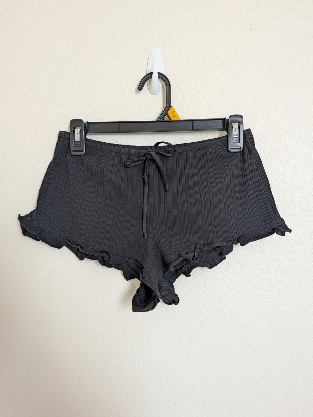 Victoria's Secret Lounge Shorts XS Women's Ruffle Feminine Dark Romantic